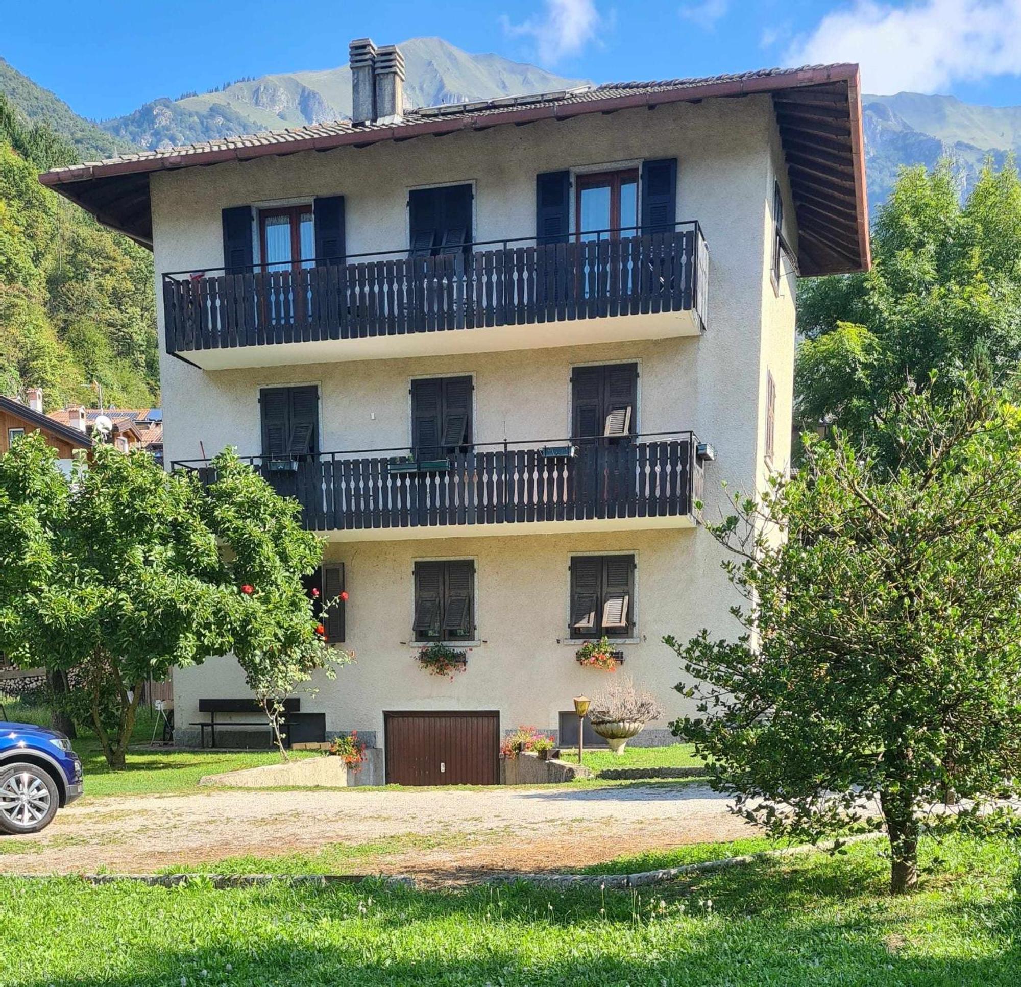 Bioledro Casa Lena Apartman Mezzolago Kültér fotó