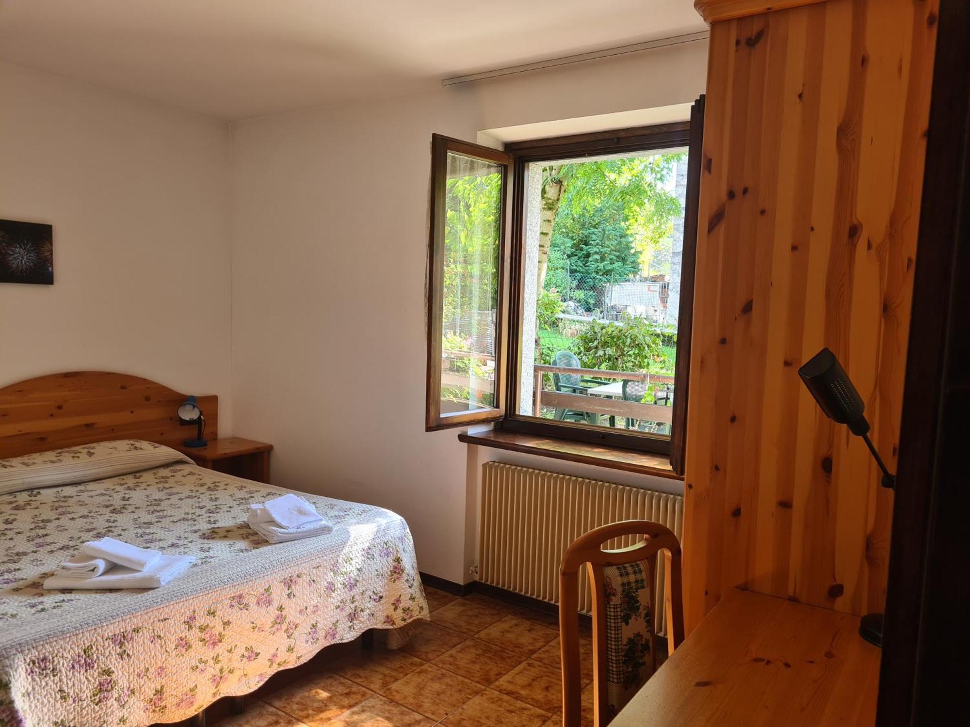 Bioledro Casa Lena Apartman Mezzolago Kültér fotó
