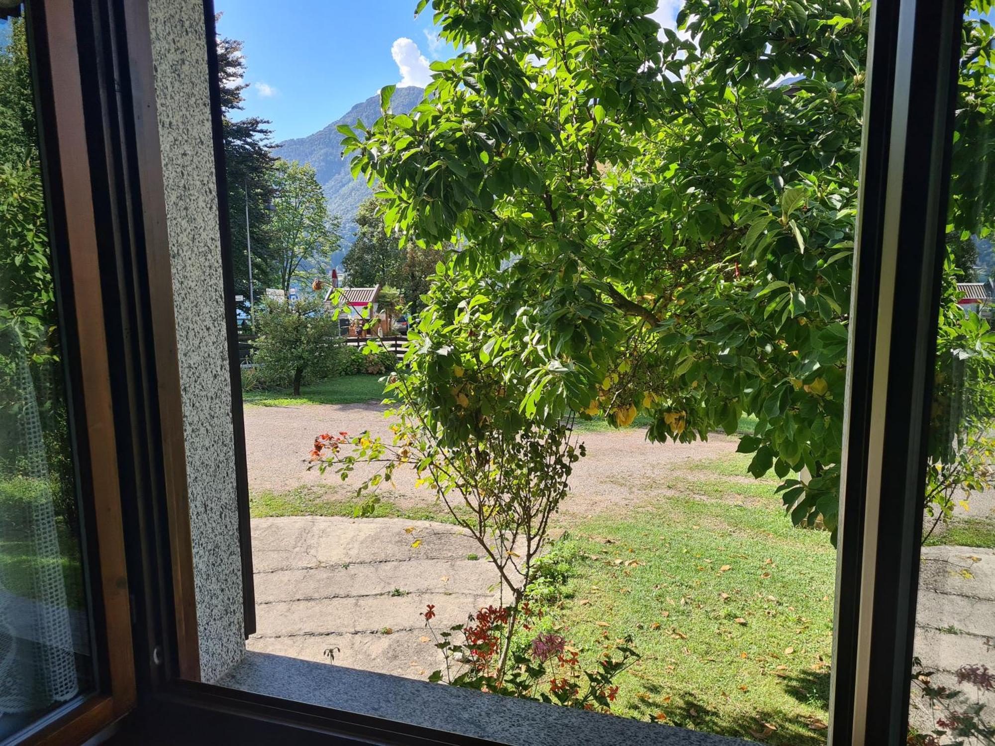Bioledro Casa Lena Apartman Mezzolago Kültér fotó