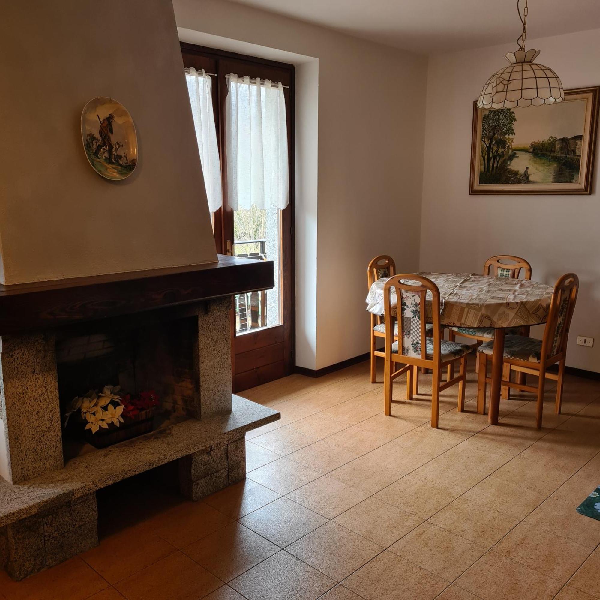 Bioledro Casa Lena Apartman Mezzolago Kültér fotó